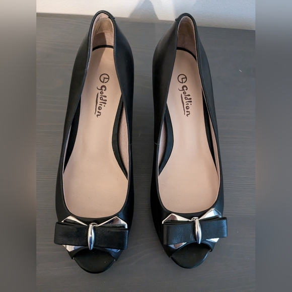 Goldlion Black/Metallic Bow Peep Toe - Picture 5 of 6